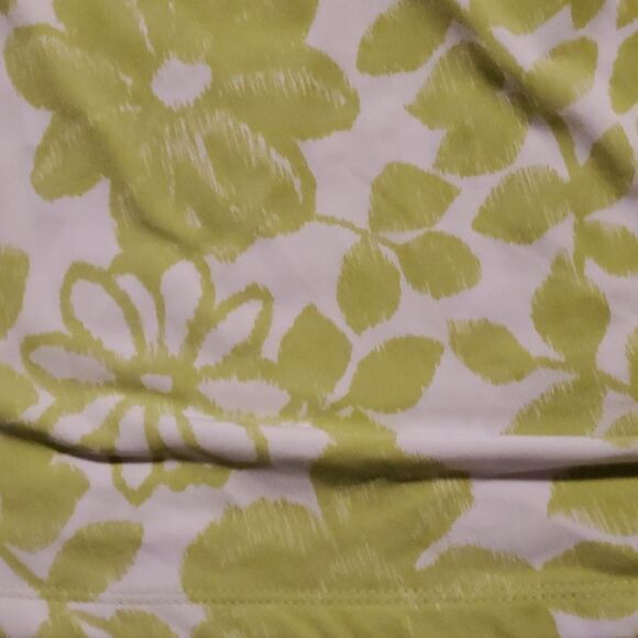 BOUTIQUE ESSENTIALS SLEEVELESS TOP - Picture 5 of 7